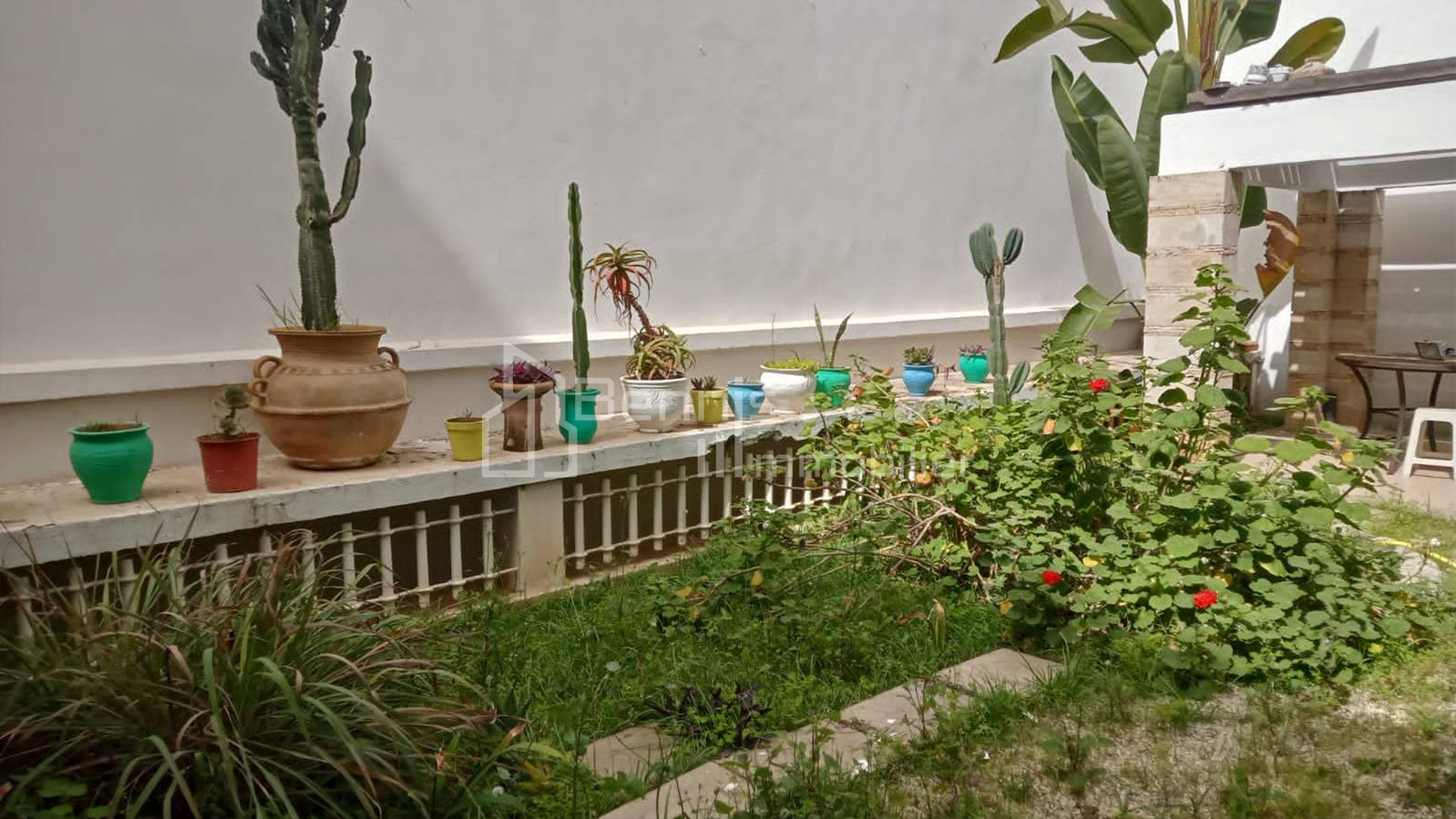 BAISSE DE PRIX  Beau duplex à vendre